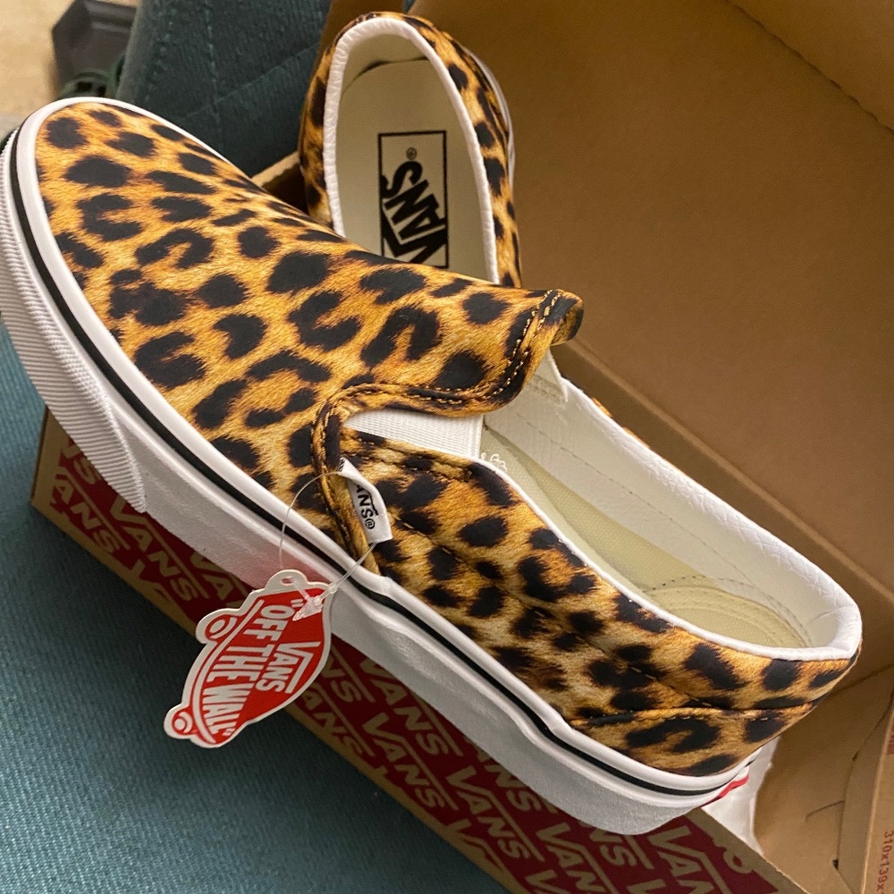 Vans, brand new, leopard slide on